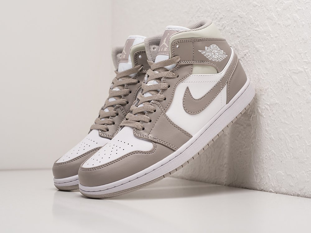 Nike Air Jordan 1 White / Grey - фото 2