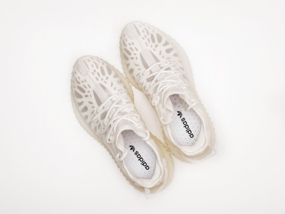 Мужские кроссовки Adidas Yeezy 350 Boost v2 Mono White Triple White (40-45 размер) фото 3