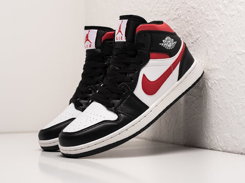 Nike Air Jordan 1 Black / White / Red - фото 2
