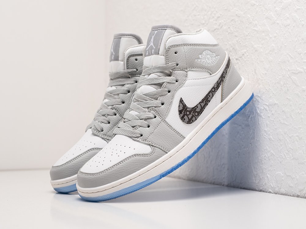 Nike x Dior x Air Jordan 1 серые кожа мужские (AR24044) - фото 2 Nike x Dior x Air Jordan 1 серые кожа мужские (AR24044) - фото 2