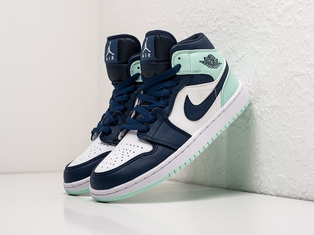 Nike Air Jordan 1 Mid Blue Mint WMNS разноцветные кожа женские (AR24112) - фото 2 Nike Air Jordan 1 Mid Blue Mint WMNS разноцветные кожа женские (AR24112) - фото 2