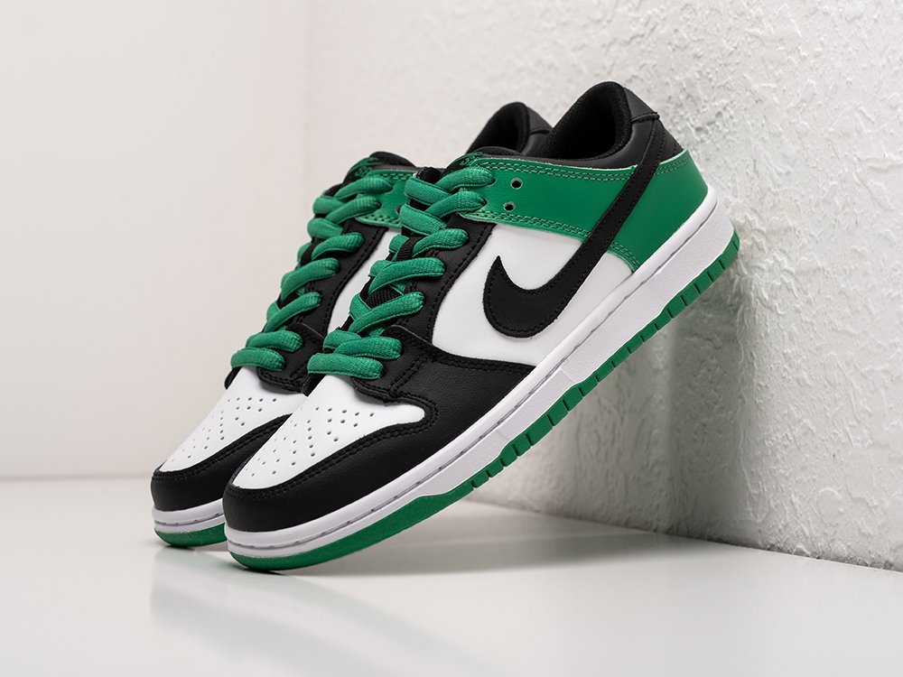 Nike SB Dunk Low WMNS Classic Green зеленые кожа женские (AR24287) - фото 2 Nike SB Dunk Low WMNS Classic Green зеленые кожа женские (AR24287) - фото 2