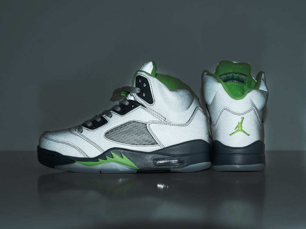 Nike Air Jordan 5 Green Bean WMNS зеленые текстиль женские (AR24337) - фото 4 Nike Air Jordan 5 Green Bean WMNS зеленые текстиль женские (AR24337) - фото 4