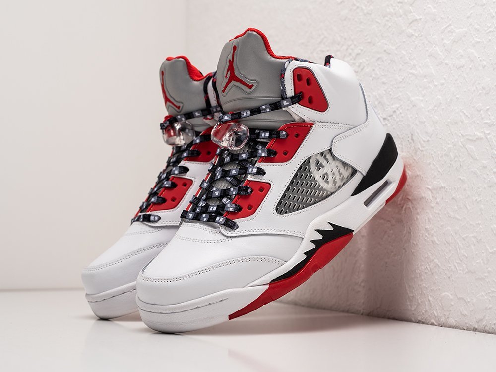 Nike Air Jordan 5 Quai 54 белые текстиль мужские (AR24367) - фото 2 Nike Air Jordan 5 Quai 54 белые текстиль мужские (AR24367) - фото 2