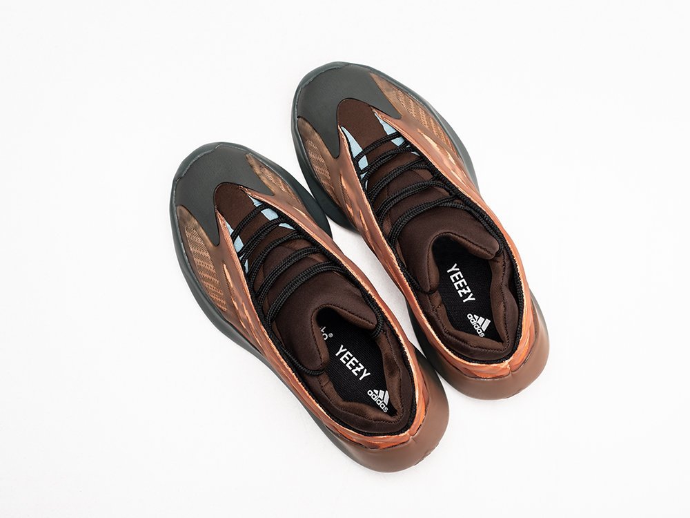 Adidas Yeezy Boost 700 v3 WMNS коричневые текстиль женские (AR24368) - фото 3 Adidas Yeezy Boost 700 v3 WMNS коричневые текстиль женские (AR24368) - фото 3