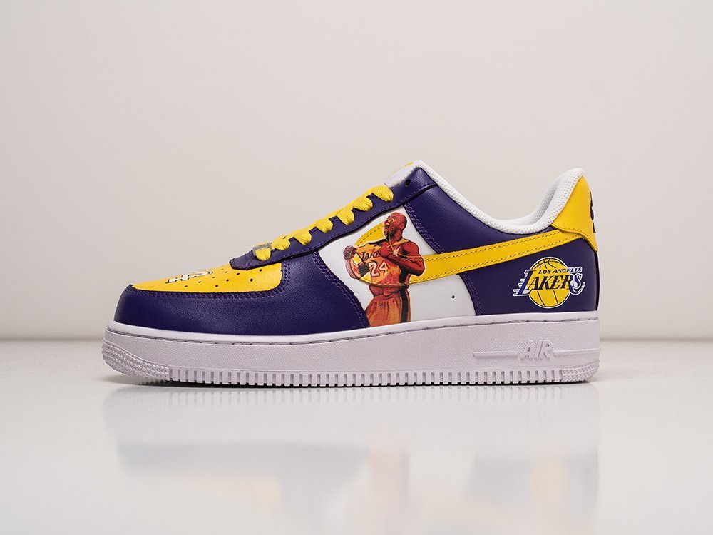 Nike Air Force 1 Low Los Angeles Lakers разноцветные кожа мужские (AR25037) - фото 1 Nike Air Force 1 Low Los Angeles Lakers разноцветные кожа мужские (AR25037) - фото 1