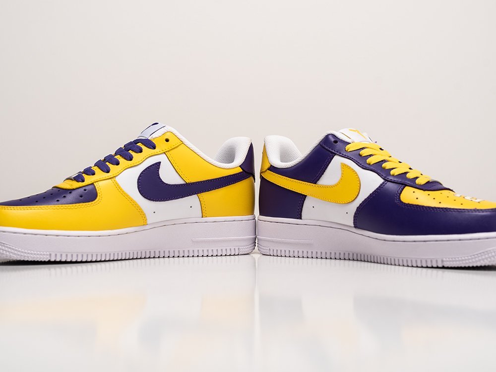 Nike Air Force 1 Low Los Angeles Lakers разноцветные кожа мужские (AR25037) - фото 5 Nike Air Force 1 Low Los Angeles Lakers разноцветные кожа мужские (AR25037) - фото 5