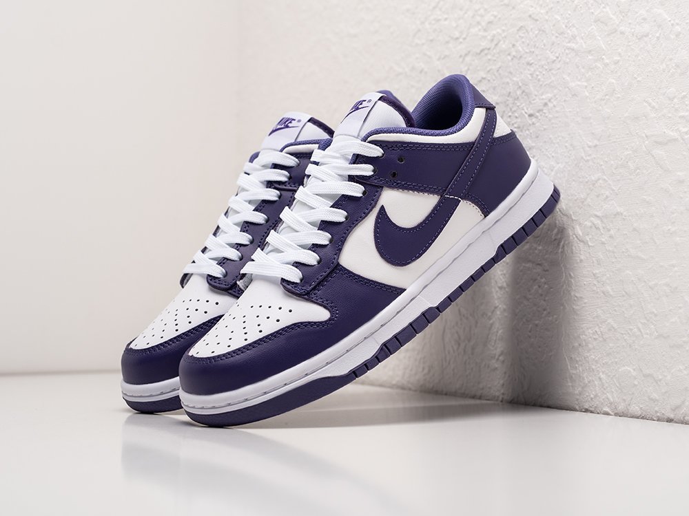 Nike SB Dunk Low Championship Court Purple WMNS фиолетовые кожа женские (AR25274) - фото 2 Nike SB Dunk Low Championship Court Purple WMNS фиолетовые кожа женские (AR25274) - фото 2