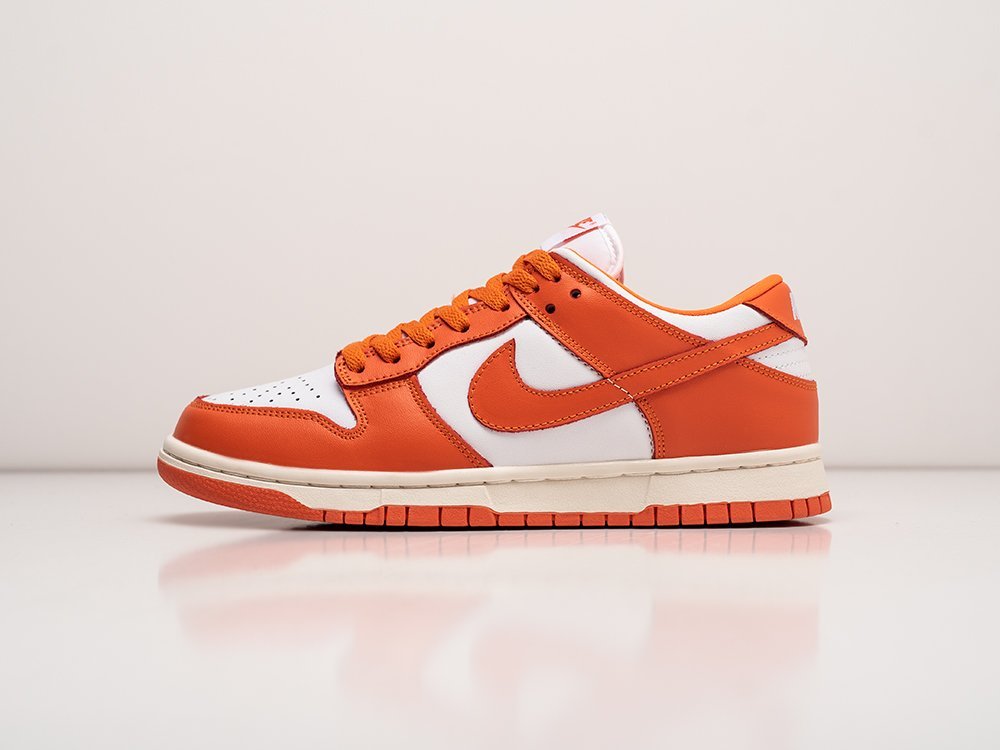 Nike SB Dunk Low Syracuse оранжевые кожа мужские (AR25294) - фото 1 Nike SB Dunk Low Syracuse оранжевые кожа мужские (AR25294) - фото 1