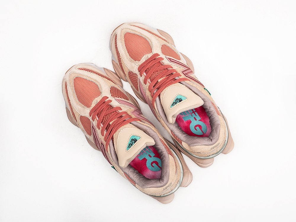 New Balance x Joe Freshgoods 9060 «Penny Cookie Pink» WMNS розовые замша женские (AR25480) - фото 3 New Balance x Joe Freshgoods 9060 «Penny Cookie Pink» WMNS розовые замша женские (AR25480) - фото 3