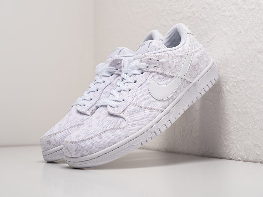 Nike SB Dunk Low Canvas белые текстиль мужские (AR25806) - фото 2 Nike SB Dunk Low Canvas белые текстиль мужские (AR25806) - фото 2