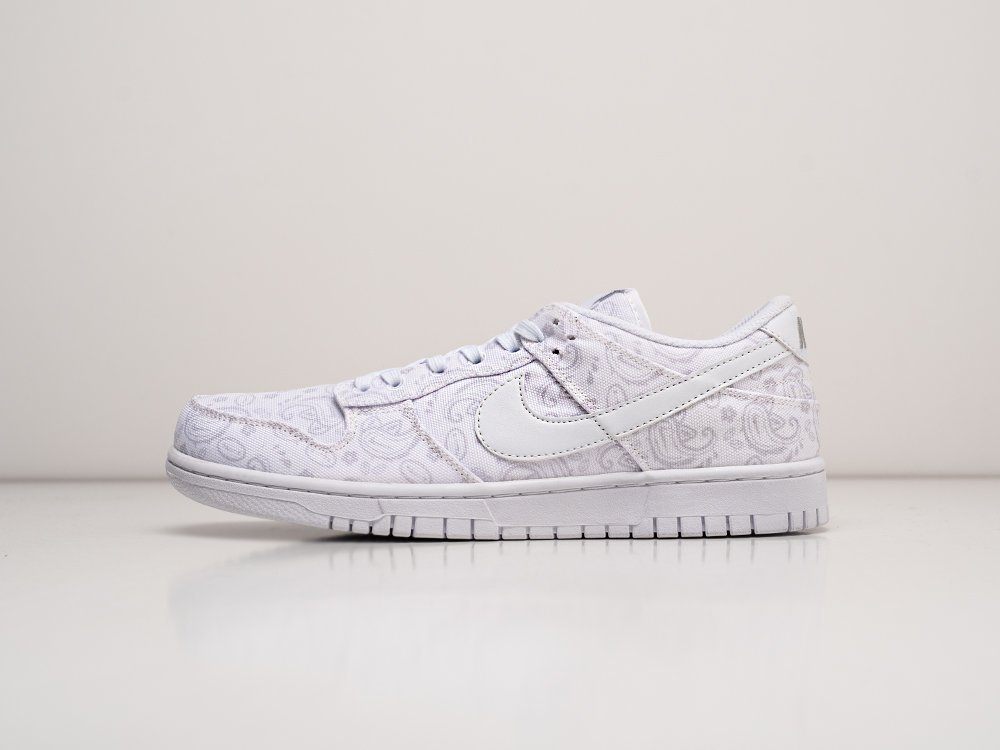 Nike SB Dunk Low Canvas белые текстиль мужские (AR25806) - фото 1 Nike SB Dunk Low Canvas белые текстиль мужские (AR25806) - фото 1