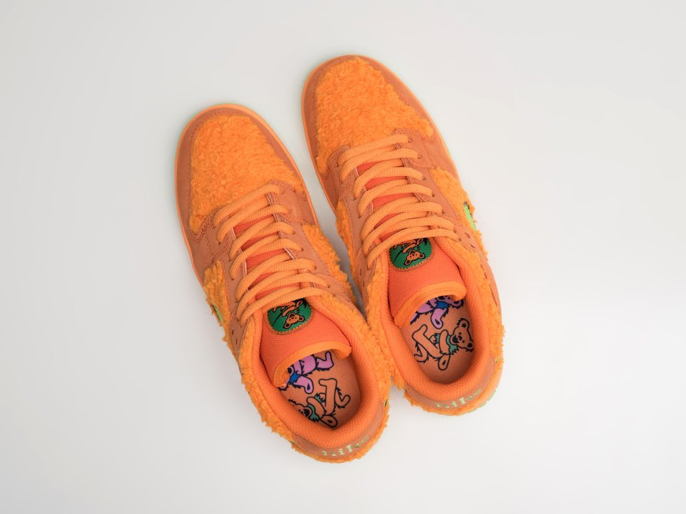 Nike x Grateful Dead x SB Dunk Low Orange Bear оранжевые замша мужские (AR26615) - фото 3
