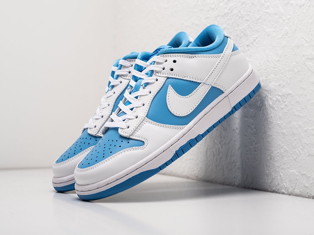 Nike SB Dunk Low Reverse UNC WMNS голубые кожа женские (AR26662) - фото 2