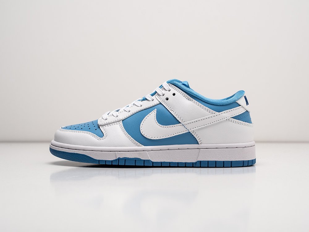 Nike SB Dunk Low Reverse UNC WMNS голубые кожа женские (AR26662) - фото 1