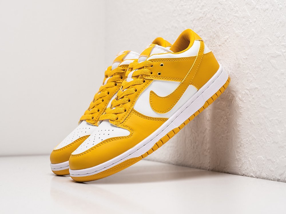 Nike SB Dunk Low Laser Orange WMNS желтые кожа женские (AR26679) - фото 2 Nike SB Dunk Low Laser Orange WMNS желтые кожа женские (AR26679) - фото 2