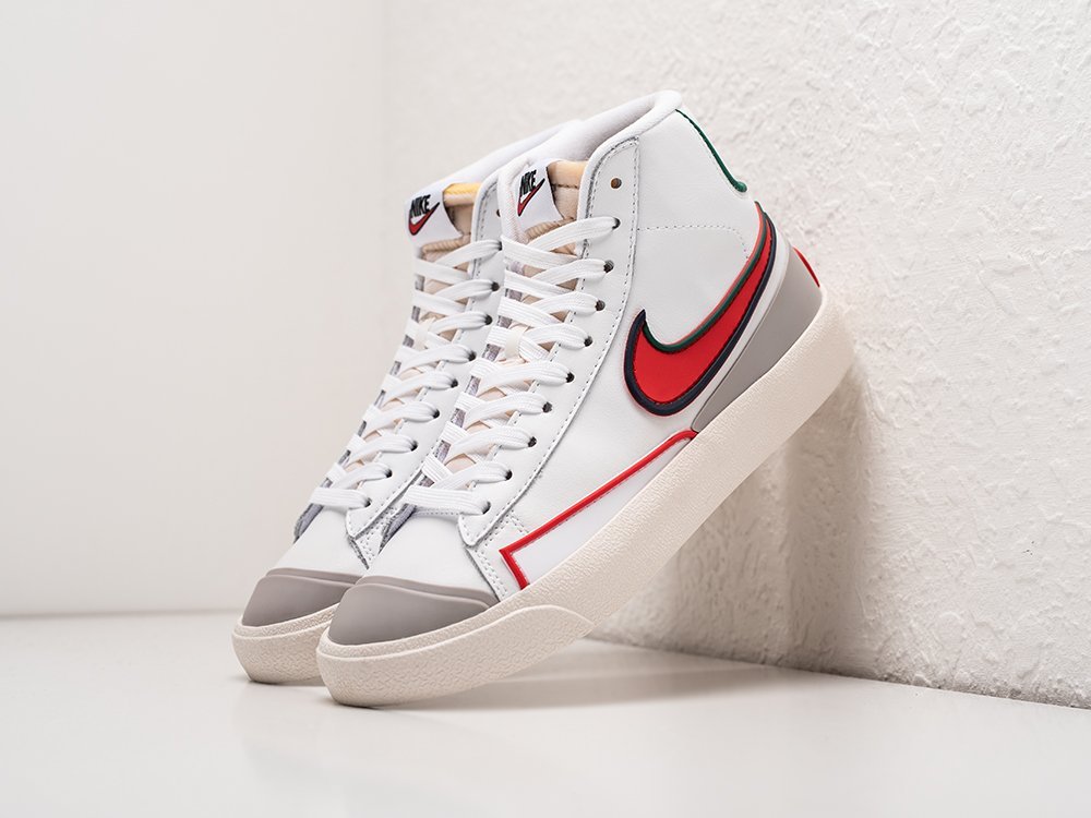 Nike Blazer Mid 77 Infinite White Crimson WMNS белые кожа женские (AR26745) - фото 2 Nike Blazer Mid 77 Infinite White Crimson WMNS белые кожа женские (AR26745) - фото 2