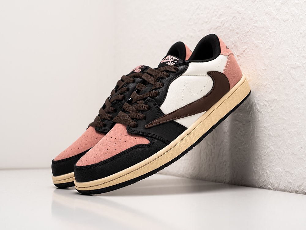 Nike Air Jordan 1 Low x Travis Scott Bleached Coral разноцветные кожа мужские (AR26830) - фото 2 Nike Air Jordan 1 Low x Travis Scott Bleached Coral разноцветные кожа мужские (AR26830) - фото 2