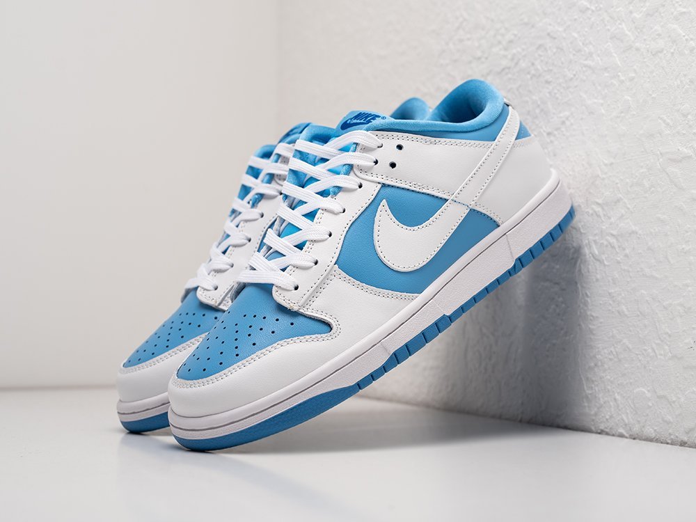 Nike SB Dunk Low Reverse UNC голубые кожа мужские (AR26848) - фото 2 Nike SB Dunk Low Reverse UNC голубые кожа мужские (AR26848) - фото 2