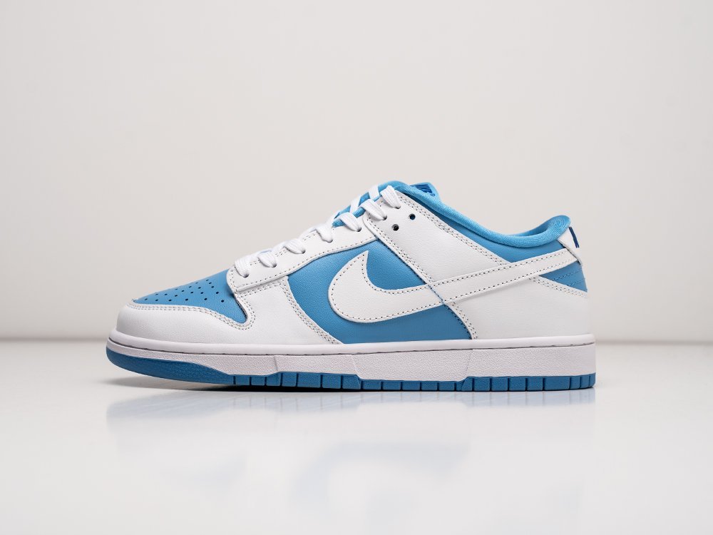 Nike SB Dunk Low Reverse UNC голубые кожа мужские (AR26848) - фото 1 Nike SB Dunk Low Reverse UNC голубые кожа мужские (AR26848) - фото 1