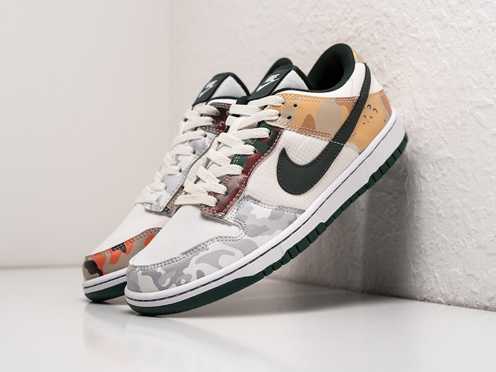 Nike SB Dunk Low SE Sail Multi-Camo разноцветные кожа мужские (AR27358) - фото 2 Nike SB Dunk Low SE Sail Multi-Camo разноцветные кожа мужские (AR27358) - фото 2