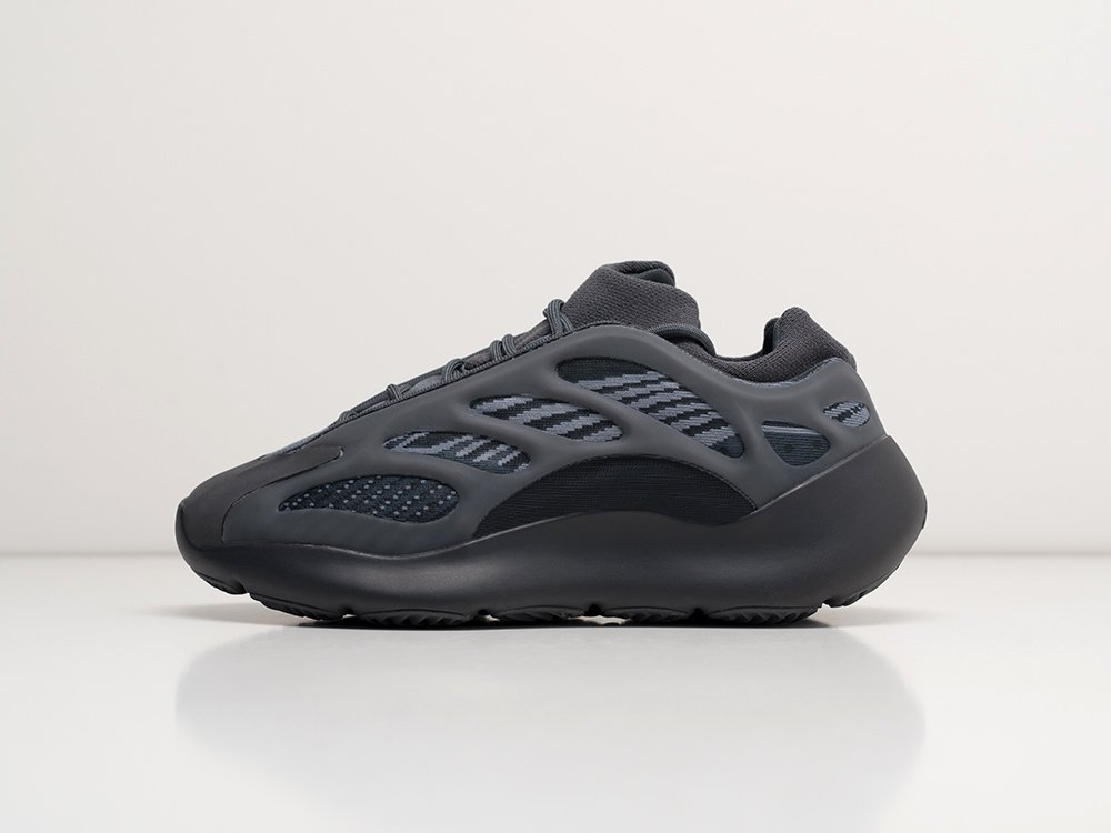 Adidas Yeezy Boost 700 v3 серые текстиль женские (AR27841) - фото 1