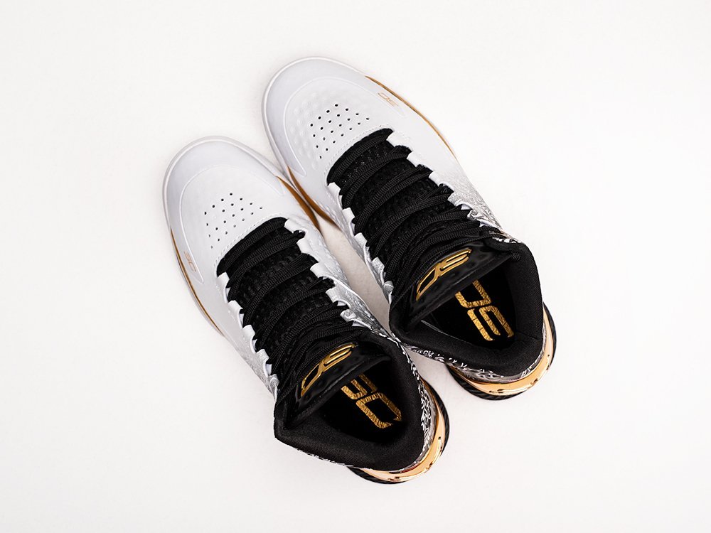 Under Armour Curry 1 Retro Back to Back MVP 2021 белые текстиль мужские (AR27955) - фото 3 Under Armour Curry 1 Retro Back to Back MVP 2021 белые текстиль мужские (AR27955) - фото 3