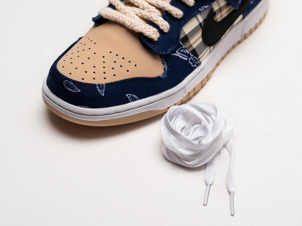 Nike SB Dunk Low x Travis Scott синие текстиль мужские (AR28348) - фото 3 Nike SB Dunk Low x Travis Scott синие текстиль мужские (AR28348) - фото 3
