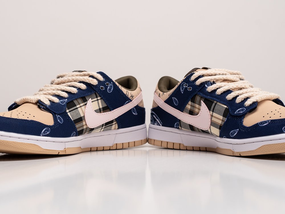 Nike SB Dunk Low x Travis Scott синие текстиль мужские (AR28348) - фото 4 Nike SB Dunk Low x Travis Scott синие текстиль мужские (AR28348) - фото 4