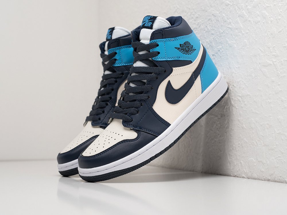 Nike Air Jordan 1 Retro High Obsidian Blue WMNS белые кожа женские (AR28660) - фото 2 Nike Air Jordan 1 Retro High Obsidian Blue WMNS белые кожа женские (AR28660) - фото 2