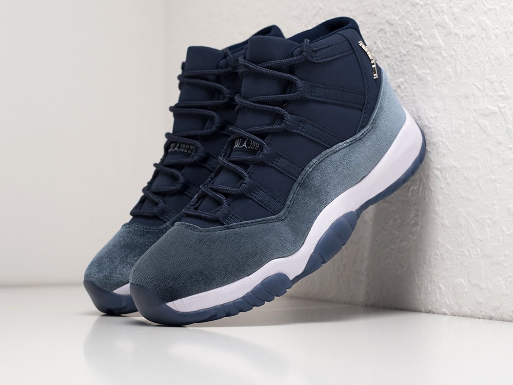 Nike Air Jordan 11 Retro Midnight Navy Velvet синие текстиль мужские (AR29014) - фото 2 Nike Air Jordan 11 Retro Midnight Navy Velvet синие текстиль мужские (AR29014) - фото 2