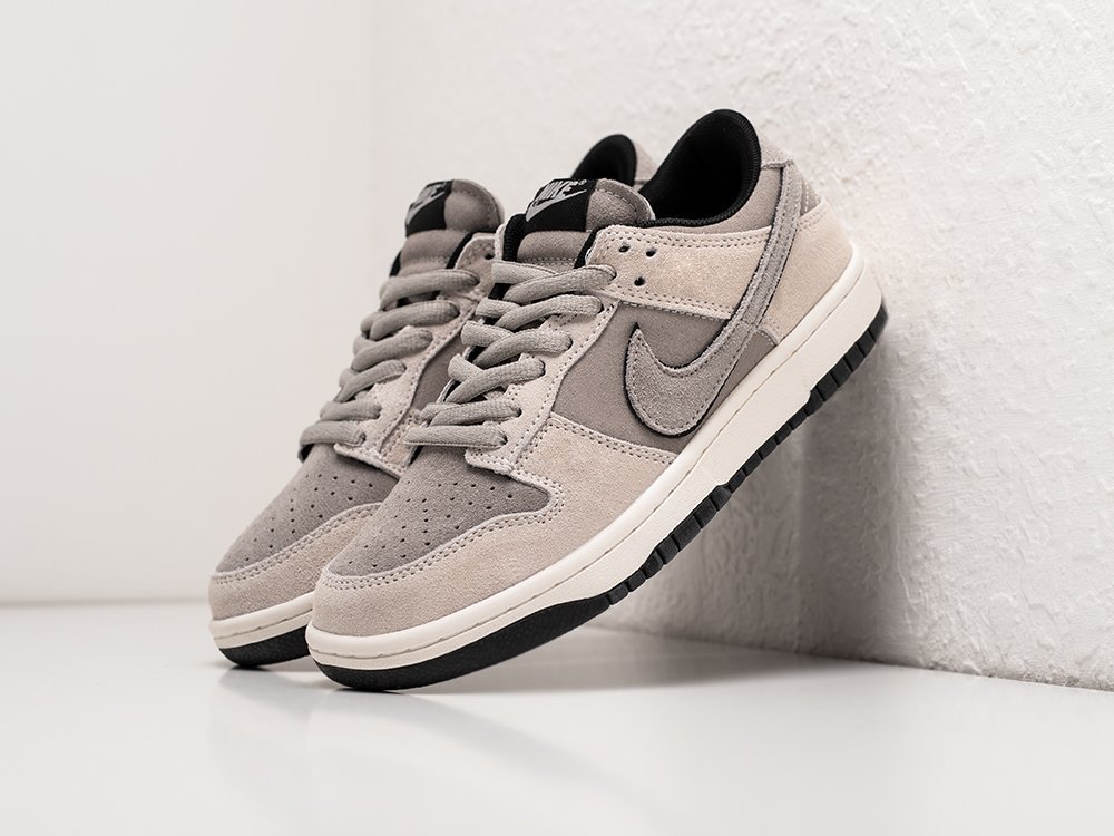 Nike SB Dunk Low WMNS серые замша женские (AR29024) - фото 2 Nike SB Dunk Low WMNS серые замша женские (AR29024) - фото 2