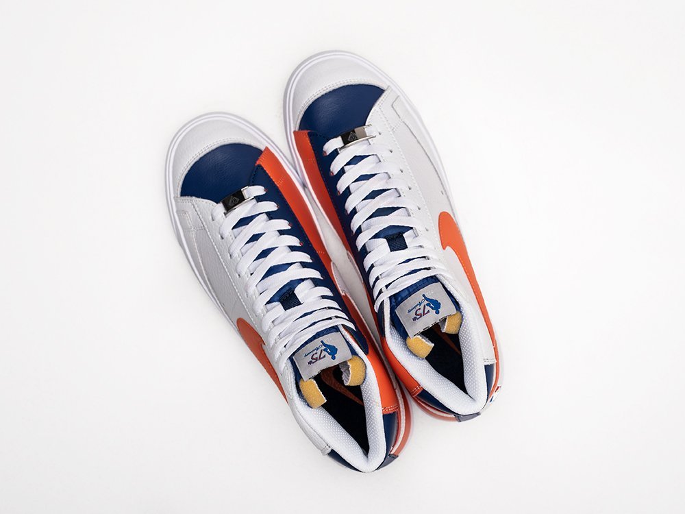 Nike x NBA x Blazer Mid 77 EMB Knicks белые кожа мужские (AR29254) - фото 3 Nike x NBA x Blazer Mid 77 EMB Knicks белые кожа мужские (AR29254) - фото 3