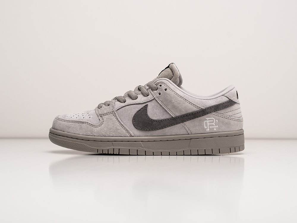 Nike x Reigning Champ x SB Dunk Low серые замша мужские (AR29266) - фото 1 Nike x Reigning Champ x SB Dunk Low серые замша мужские (AR29266) - фото 1