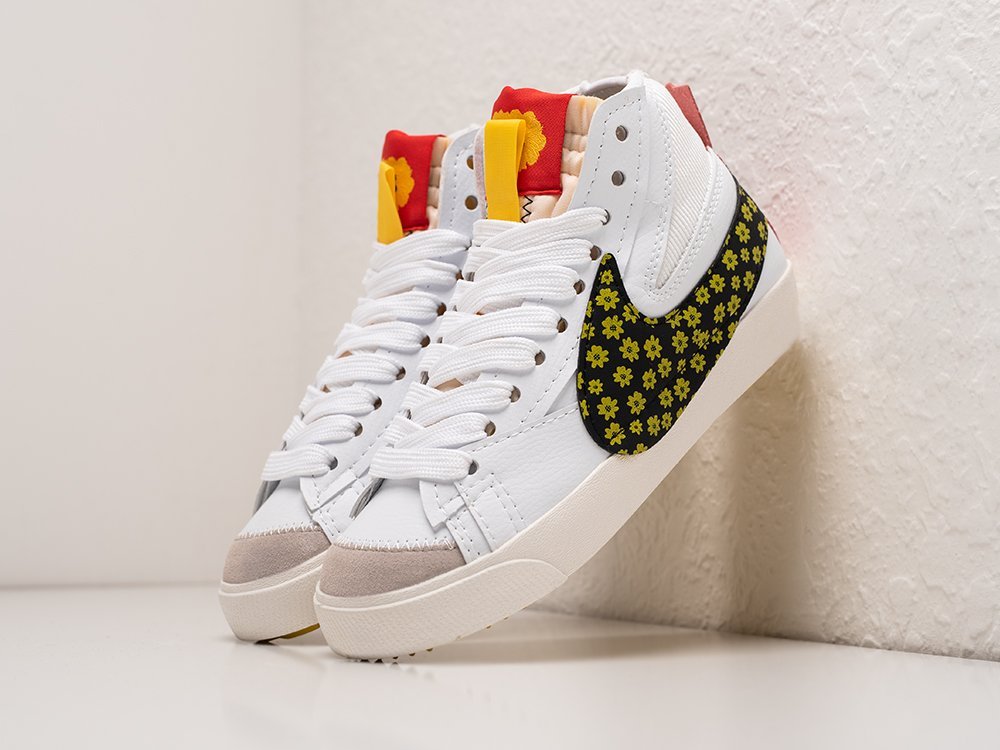 Nike Blazer Mid 77 Jumbo Sunflower WMNS белые кожа женские (AR29300) - фото 2 Nike Blazer Mid 77 Jumbo Sunflower WMNS белые кожа женские (AR29300) - фото 2
