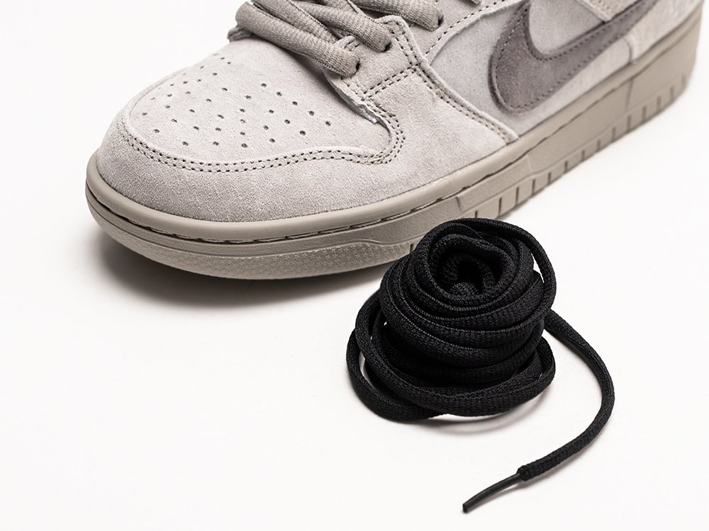 Nike x Reigning Champ x SB Dunk Low WMNS серые замша женские (AR29307) - фото 4 Nike x Reigning Champ x SB Dunk Low WMNS серые замша женские (AR29307) - фото 4