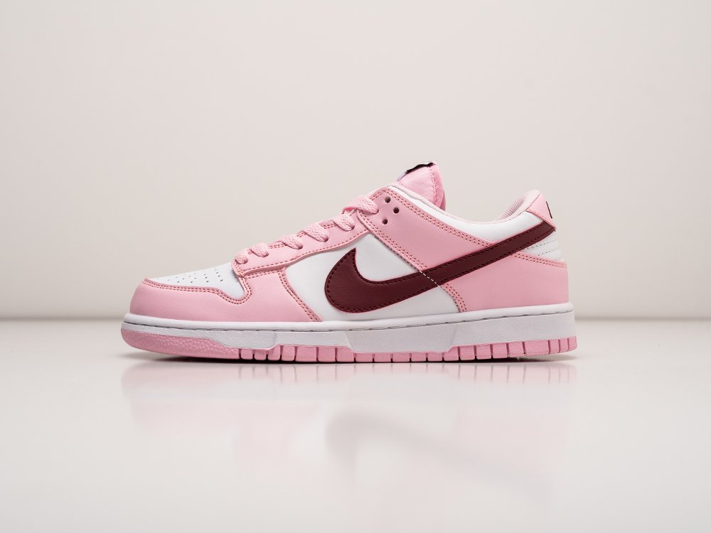 Nike SB Dunk Low Valentines Day WMNS розовые кожа женские (AR29309) - фото 1