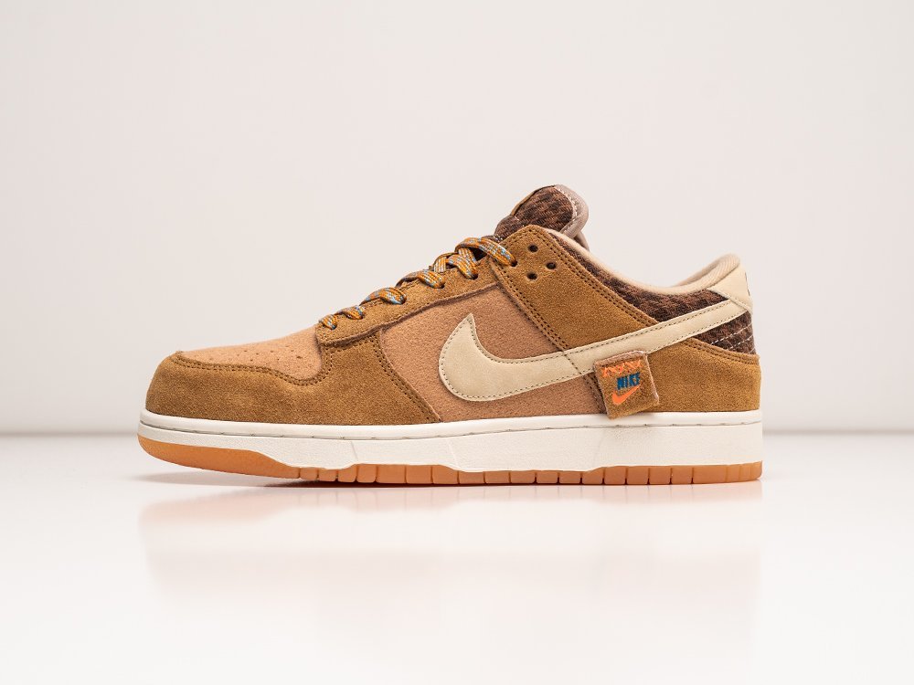 Nike SB Dunk Low Teddy Bear коричневые замша мужские (AR29360) - фото 1 Nike SB Dunk Low Teddy Bear коричневые замша мужские (AR29360) - фото 1