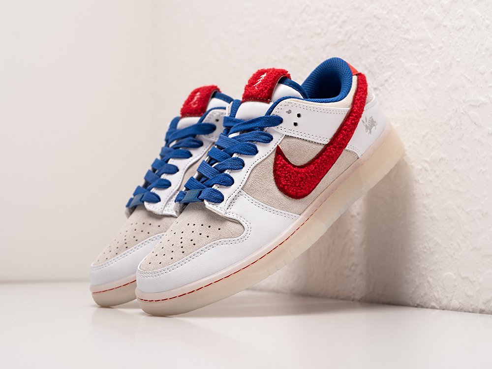 Nike SB Dunk Low Year of the Rabbit - White Rabbit Candy WMNS белые замша женские (AR29381) - фото 2 Nike SB Dunk Low Year of the Rabbit - White Rabbit Candy WMNS белые замша женские (AR29381) - фото 2