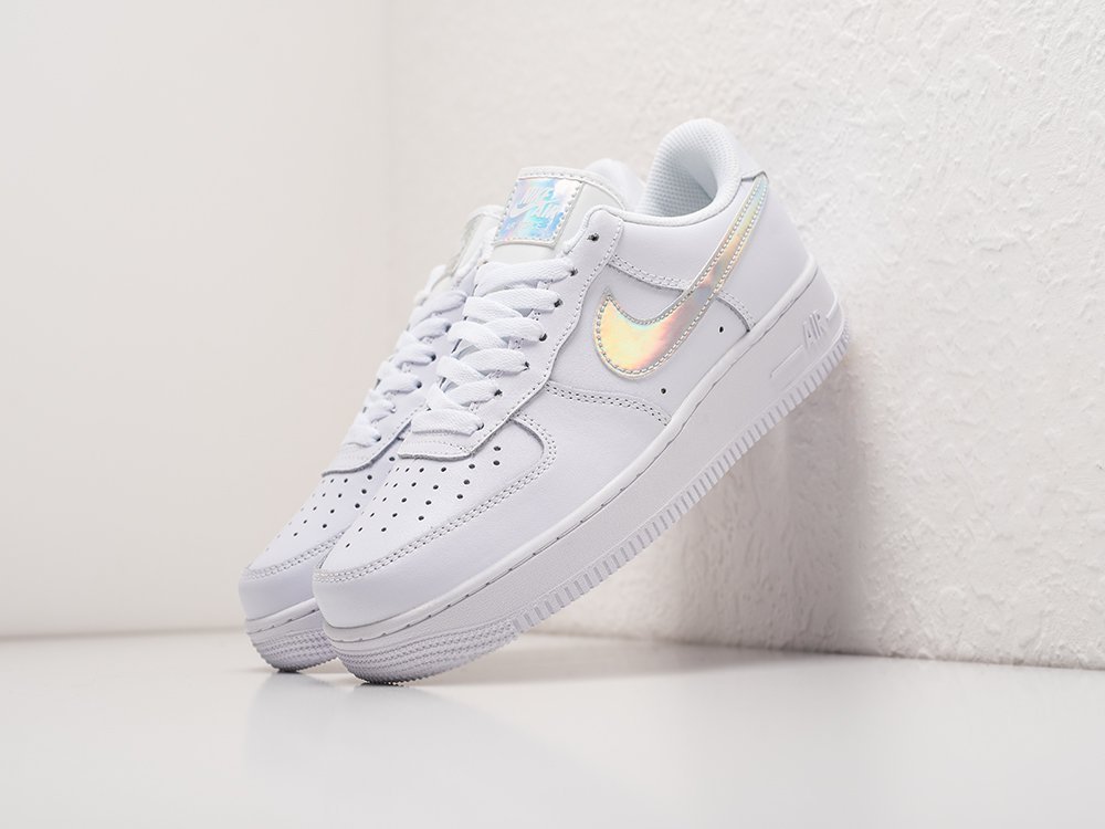 Nike Air Force 1 Low Iridescent Swoosh WMNS белые кожа женские (AR30088) - фото 2 Nike Air Force 1 Low Iridescent Swoosh WMNS белые кожа женские (AR30088) - фото 2