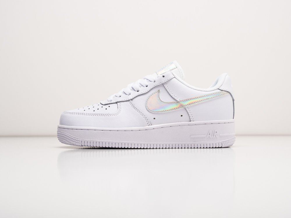 Nike Air Force 1 Low Iridescent Swoosh WMNS белые кожа женские (AR30088) - фото 1 Nike Air Force 1 Low Iridescent Swoosh WMNS белые кожа женские (AR30088) - фото 1