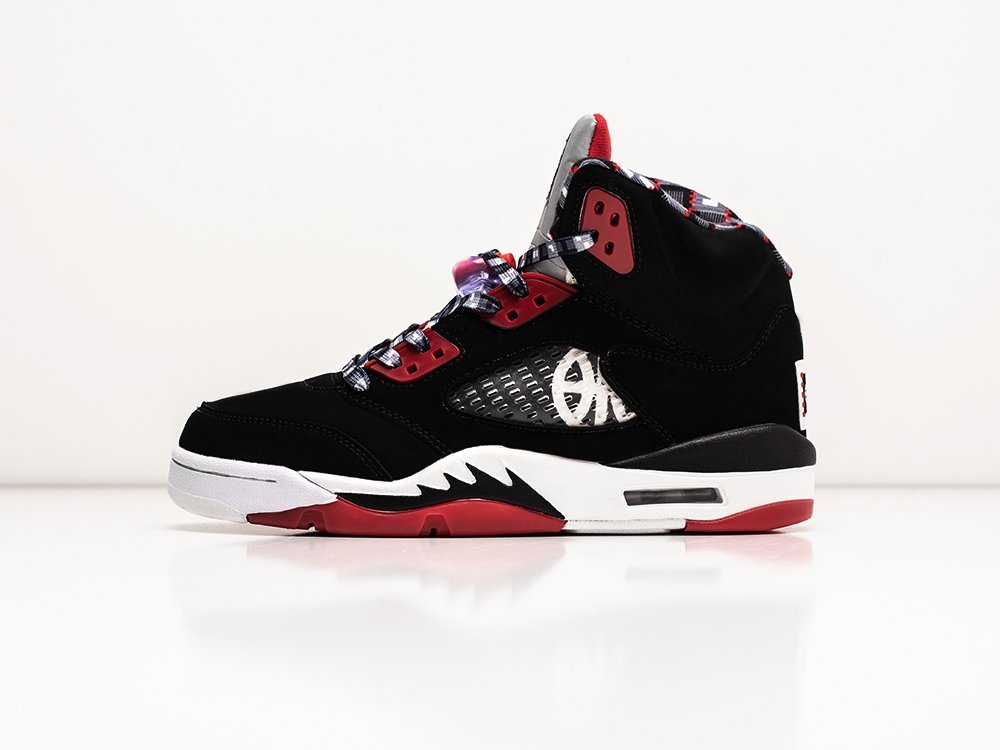 Nike Jordan 5 Retro Quai 54 Friends & Family 2021 черные замша мужские (AR30346) - фото 1 Nike Jordan 5 Retro Quai 54 Friends & Family 2021 черные замша мужские (AR30346) - фото 1