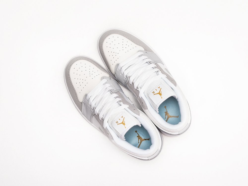 Nike Air Jordan 1 Low WMNS белые кожа женские (AR30352) - фото 3 Nike Air Jordan 1 Low WMNS белые кожа женские (AR30352) - фото 3