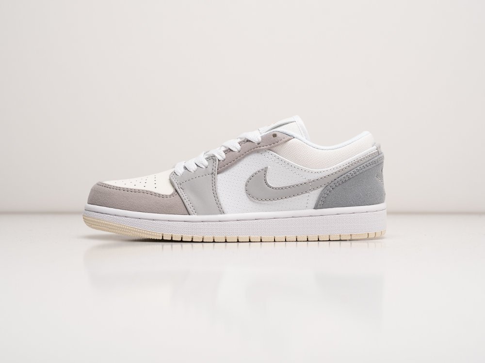 Nike Air Jordan 1 Low WMNS белые кожа женские (AR30352) - фото 1 Nike Air Jordan 1 Low WMNS белые кожа женские (AR30352) - фото 1