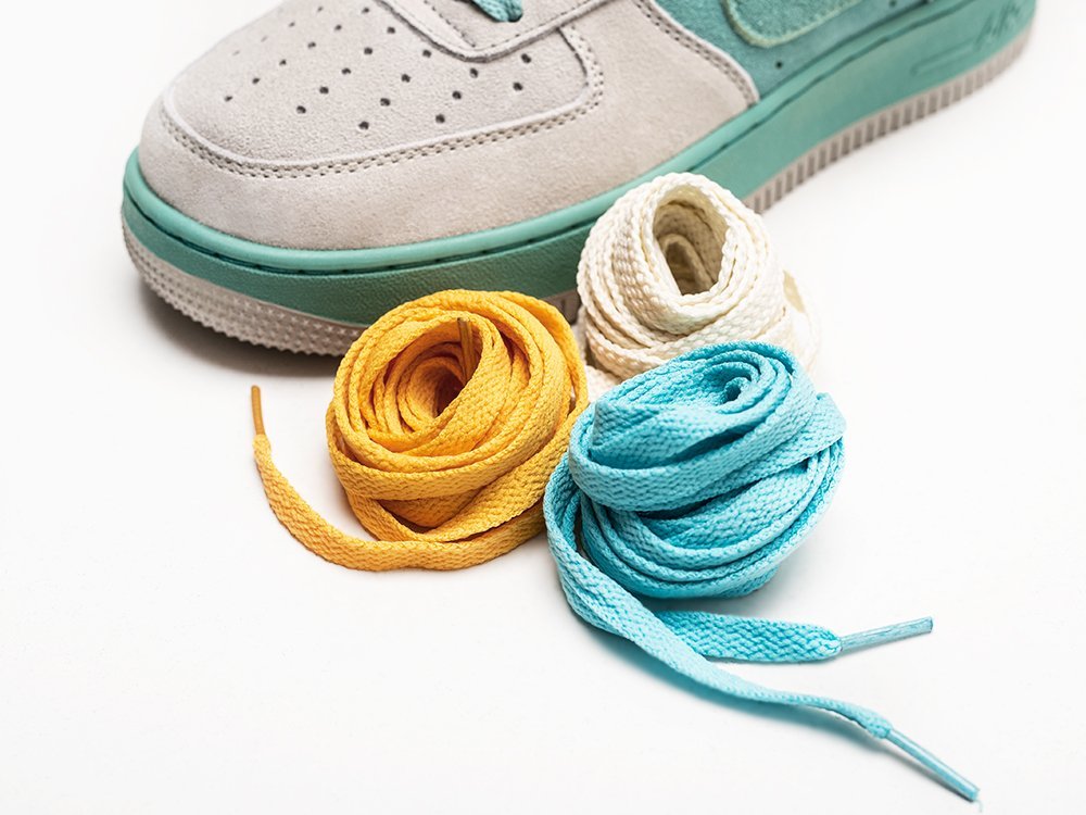 Nike Air Force 1 Low x Tiffany WMNS серые замша женские (AR30505) - фото 4 Nike Air Force 1 Low x Tiffany WMNS серые замша женские (AR30505) - фото 4