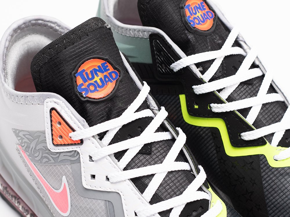 Nike Space Jam x LeBron 18 Bugs x Marvin разноцветные текстиль мужские (AR30852) - фото 9 Nike Space Jam x LeBron 18 Bugs x Marvin разноцветные текстиль мужские (AR30852) - фото 9
