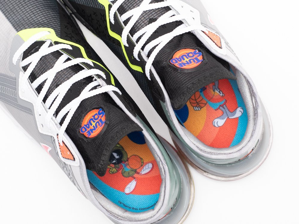 Nike Space Jam x LeBron 18 Bugs x Marvin разноцветные текстиль мужские (AR30852) - фото 10 Nike Space Jam x LeBron 18 Bugs x Marvin разноцветные текстиль мужские (AR30852) - фото 10
