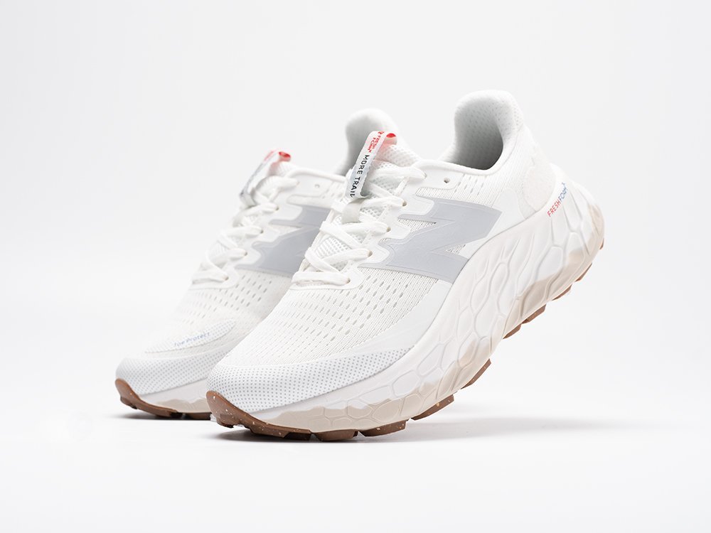 New Balance Fresh Foam X More Trail v3 белые текстиль мужские (AR30873) - фото 2 New Balance Fresh Foam X More Trail v3 белые текстиль мужские (AR30873) - фото 2