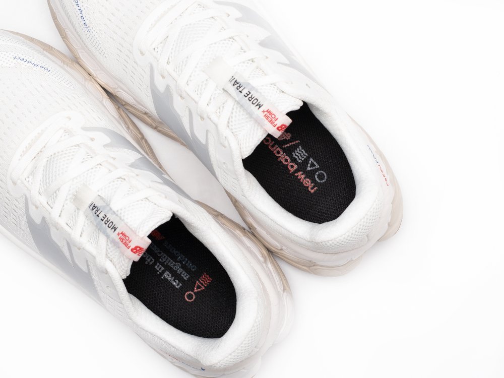 New Balance Fresh Foam X More Trail v3 белые текстиль мужские (AR30873) - фото 8 New Balance Fresh Foam X More Trail v3 белые текстиль мужские (AR30873) - фото 8