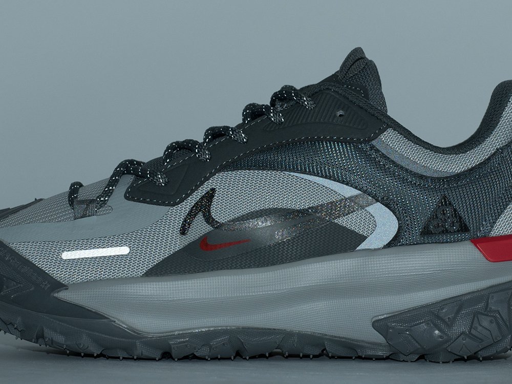 Nike ACG Mountain Fly 2 Low серые текстиль мужские (AR30880) - фото 3 Nike ACG Mountain Fly 2 Low серые текстиль мужские (AR30880) - фото 3